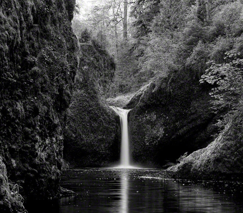 Punch Bowl Falls, Oregon