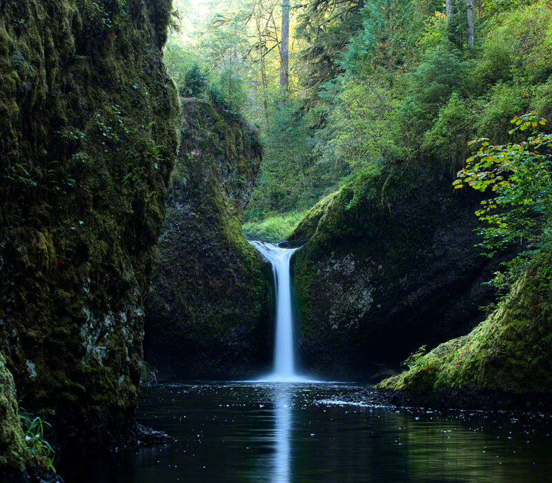 Punch Bowl Falls