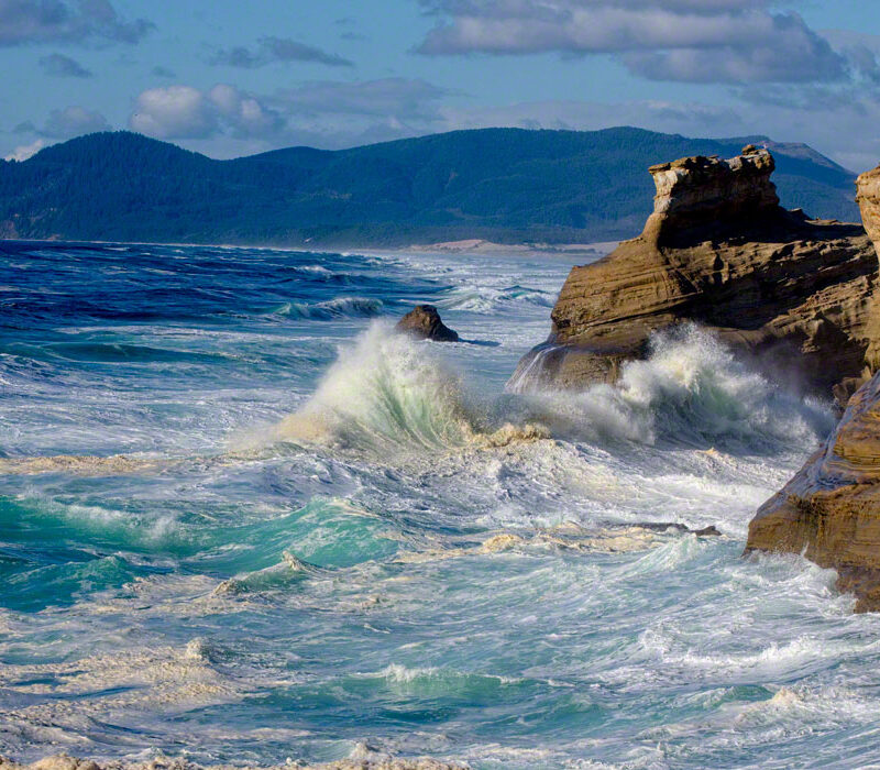 Waves at Cape Kiwanda