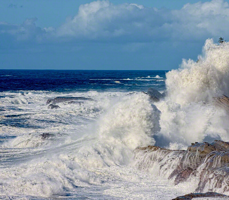 Crashing Waves